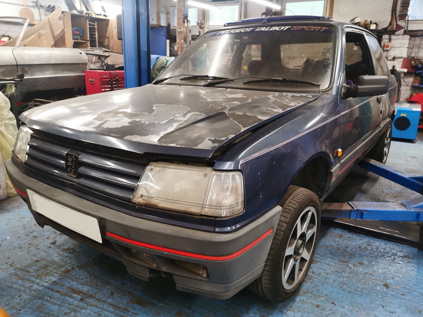 Peugeot 309 GTI - Click to view restoration