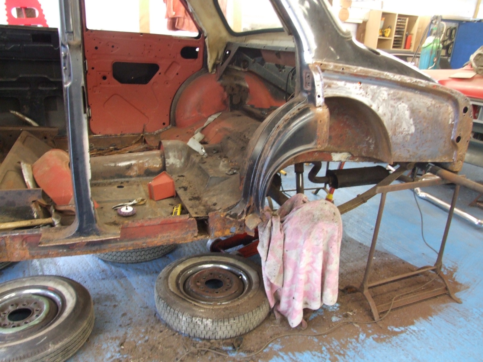 Vauxhall Velox - Click to view restoration