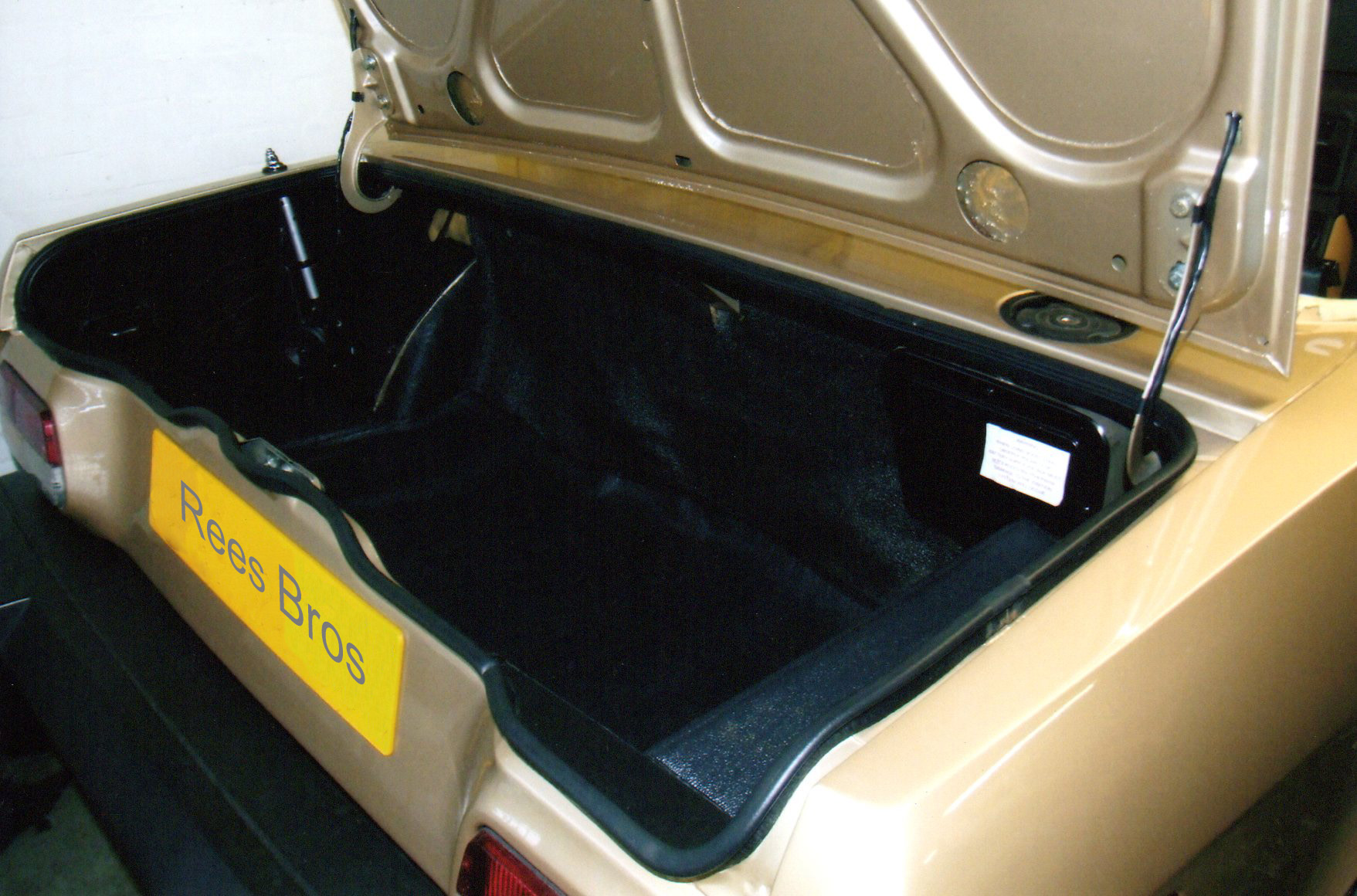 Triumph TR8 - Step 9